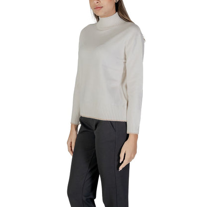 Street One Cream Polyester Sweatshirt with high neckline and ribbed hem, worn by a woman, showcasing a blend of comfort and style.