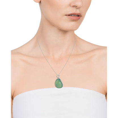 Woman wearing VICEROY JEWELS Mod. 15108C000-38 silver necklace with quartz analog movement and green pendant, 3 ATM water-resistant.