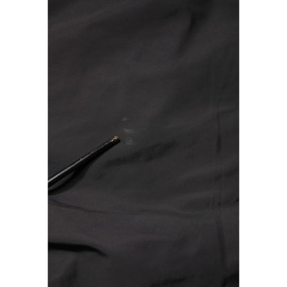 Close-up of Valentino Black Mid Waist Men Tapered Dress Trouser Pants fabric texture.