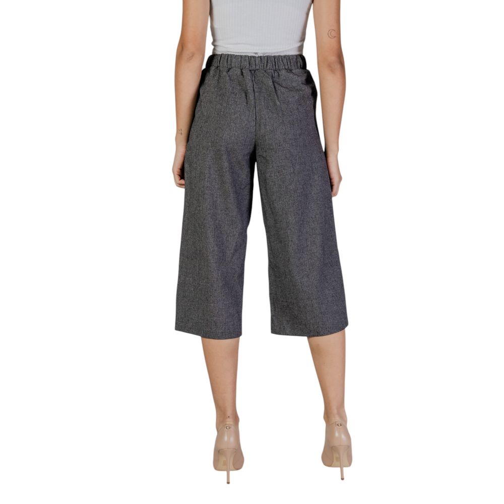 Vero Moda Black And White Polyester Cropped Pants